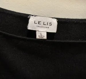 Black Puff Sleeve Top Size L thumbnail 2