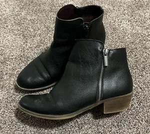 Black Ankle Booties with Side Zipper and Rounded Toe thumbnail 3