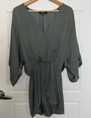 Lulus Olive Green Satin Romper Quarter Sleeve Size Small thumbnail 1