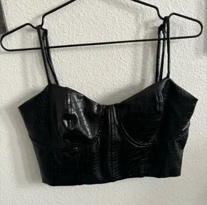 Express Black cropped faux leather top thumbnail 2
