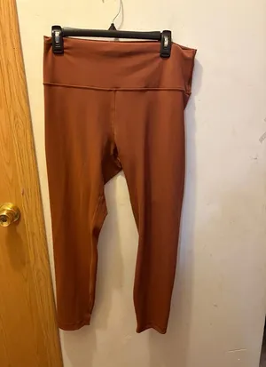 (14) Lululemon leggings thumbnail 1