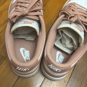 Nike Dunk Low Sneakers - Pink and White thumbnail 4