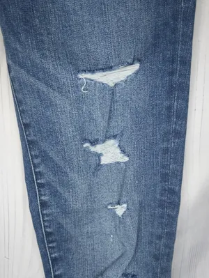 Abercrombie & Fitch Simone High-Rise Distressed Casual Ankle Skinny Jeans thumbnail 4