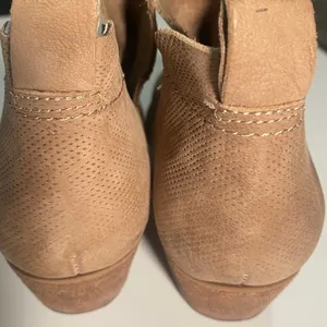 Dolce‎ Vita Ankle Booties Taupe brown size 5.5 thumbnail 4