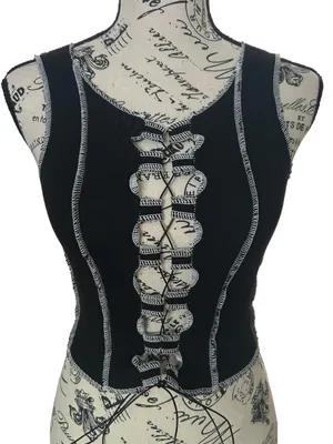 Brand New Black Peekaboo Top Size L thumbnail 2