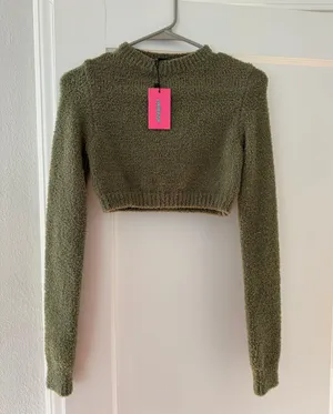Edikted cropped sweater thumbnail 3