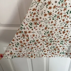 Sucrefas flowy wildflower dress. thumbnail 4