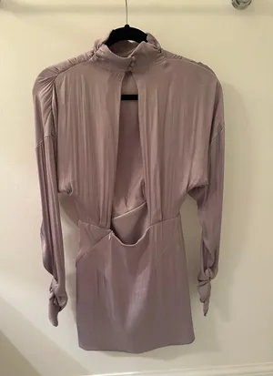 Elliatt Aristrocat Mini Asymmetrical Satin Dress Ash Lavender xs thumbnail 7