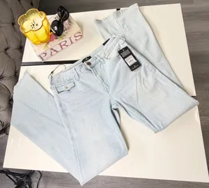 NWT True Religion Joey Mid Rise Flare Jeans Light Wash Size W29 🩵 thumbnail 10