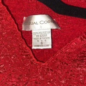 Casual Corner Stretch to fit Vintage V neck Red‎ Top Size : Small thumbnail 5