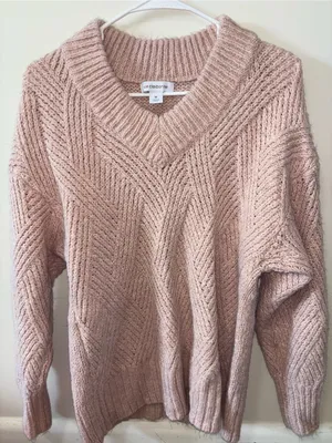 Liz Claiborne Dusty Blush V-Neck Cable Knit Sweater thumbnail 1
