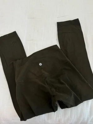 Lululemon Leggings Align Crop thumbnail 3