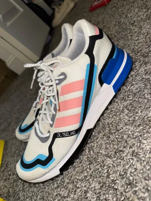 Men’s Adidas Sneakers thumbnail 2