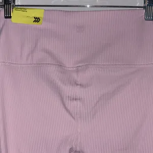 Ultra High-Rise Ribbed Leggings - Light Pink thumbnail 6
