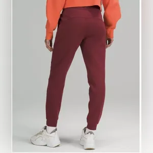 2022 $128 Lululemon Scuba High Rise active casual Jogger MLWI Mulled Wine Red 2 thumbnail 3