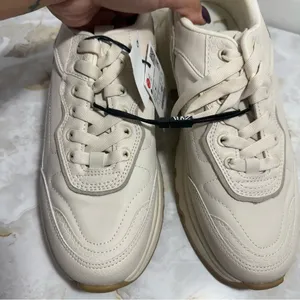 NWT Zara Women's Running‎ Sneakers Size 9 Zara 40 Minimalist Chunky Dad Sneakers thumbnail 11