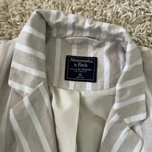Abercrombie And Fitch Linen Striped Blazer Size Xs thumbnail 2
