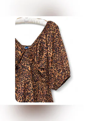 Old Navy Women’s V-Neck Leopard Smocked Puff Sleeve Mini Dress Size Large thumbnail 10