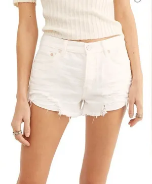 Free People NWT Women Size 27 Small White Loving Good Vibrations Denim Shorts thumbnail 1