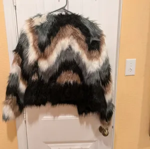 John + Jenn Faux fur coat Size XS thumbnail 9