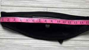 Forever 21 Active Pocket Belt Waist Bag Phone Outdoor Pouch with Buckle Closure thumbnail 3
