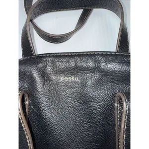 FOSSIL Black Leather Shoulder Bag Purse Crossbody Handbag Wide Zipped‎ Opening thumbnail 2