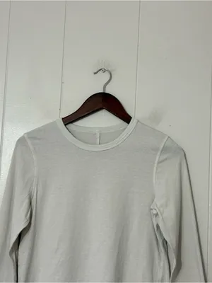 Lululemon Classic Fit Long Sleeve Top Bone Ivory Cotton Blend Tee (no size ) thumbnail 2