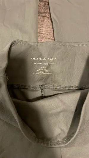 American Eagle Flare Leggings M thumbnail 3