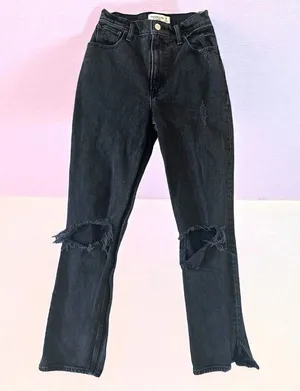 ABERCROMBIE & FITCH 90s Straight Ultra High Rise Black Distressed Jeans Sz 25/0 thumbnail 1