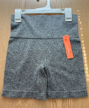New Women’s Colsie Ribbed Athletic Yoga 🧘 Exercise Shorts Gray size Xs thumbnail 1