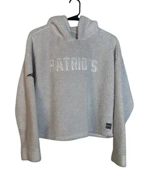 DKNY Sport White Patriots Cropped Teddy Bear Pullover Sweatshirt Womens Large thumbnail 1