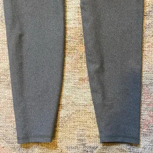 Old Navy NWT!! High-Rise Power Soft Leggings in GREY thumbnail 11