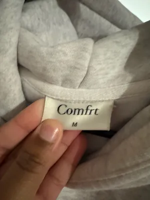 comfrt sweatshirt  thumbnail 2