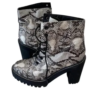 Madden Girl Platform Combat Boots Moto Snakeskin Animal Print Gray Black 10 thumbnail 3