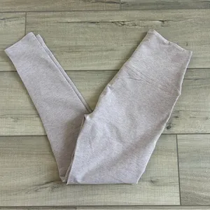 Beyond Yoga Caught in the Midi Light Dusty Pink 24in Workout Leggings M thumbnail 5