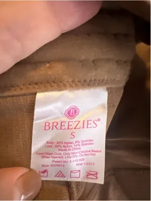 Breezies Lace Back Closure Bra Small Tan Nude Wireless Comfort Support Bralette thumbnail 4