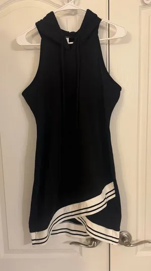 VENUS Black Sleeveless Hoodie Tennis Dress w/White crisscross detail never worn! thumbnail 1