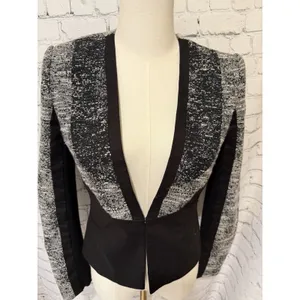 BCBG MaxAzria Black & White Long Sleeve Short Cotton Blend Blazer Size XXS thumbnail 2