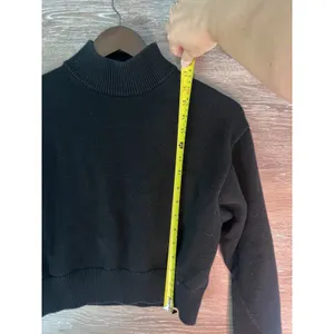 WILFRED FREE Artizia Black Cropped Turtleneck 100% wool sweater Women Size XL thumbnail 6