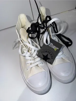 Converse Chuck Taylor All Star II High Top White Sneaker‎ Sz 8.5 K thumbnail 2
