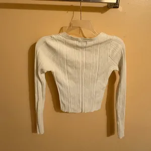 White Fox white cropped ribbed cardigan thumbnail 3