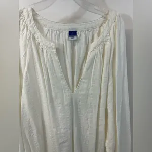Old Navy Women’s Large off-white Long Sleeve Blouse thumbnail 3