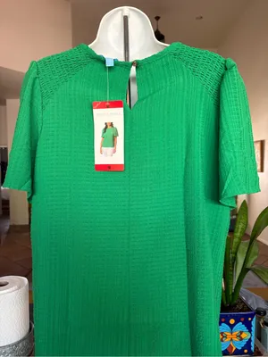 Draper James Kelly Green Puff Sleeve Textured Top thumbnail 5