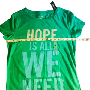 Old Navy Womens Graphic Short Sleeve Crew Neck Tee Sz M thumbnail 8