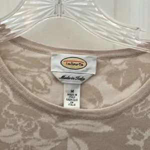 FINAL MARKDOWN Talbots Cream Floral Top medium thumbnail 2