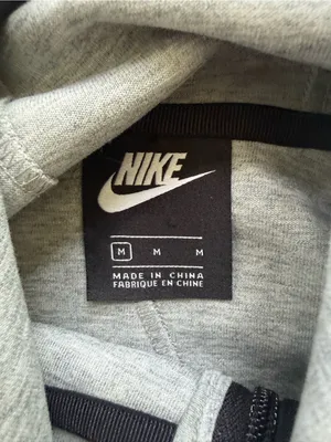 Nike Sportswear Gray Tech Fleece Cape Size Medium thumbnail 7
