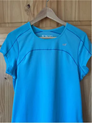 New Balance Fitted Turquoise Cap Sleeve Athletic Tee size large thumbnail 3