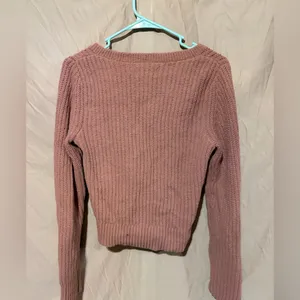 Abercrombie and Fitch sweater thumbnail 3