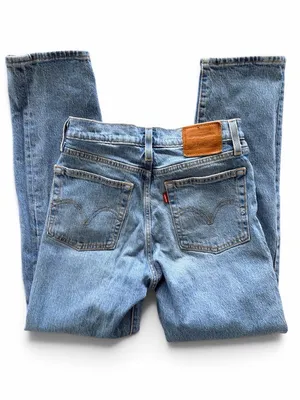 Levi's High-Rise Jeans - Light Blue Denim vtg y2k thumbnail 2