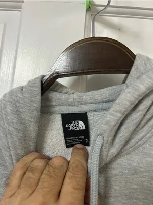 The North Face Women’s Light Grey Pullover Hoodie thumbnail 3